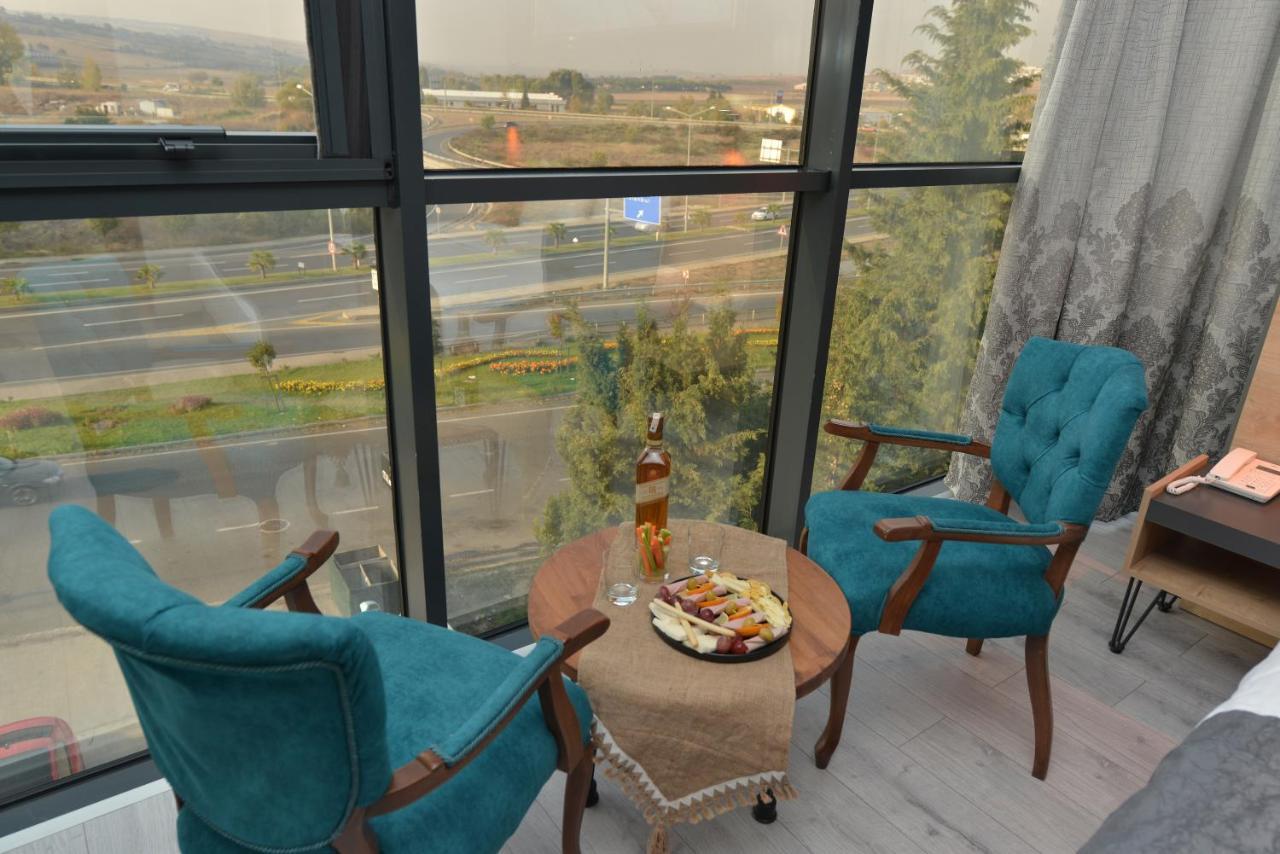 Mills Hotel تِكيِرداغ المظهر الخارجي الصورة