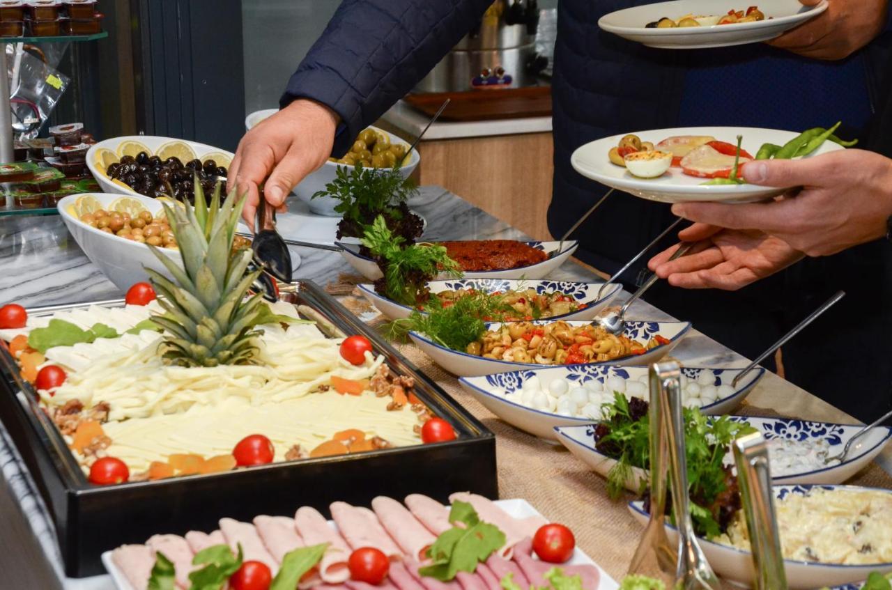 Mills Hotel تِكيِرداغ المظهر الخارجي الصورة